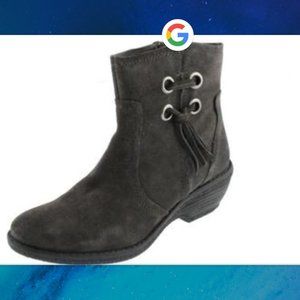 Baretraps Sasha black suede booties boots size 8.5